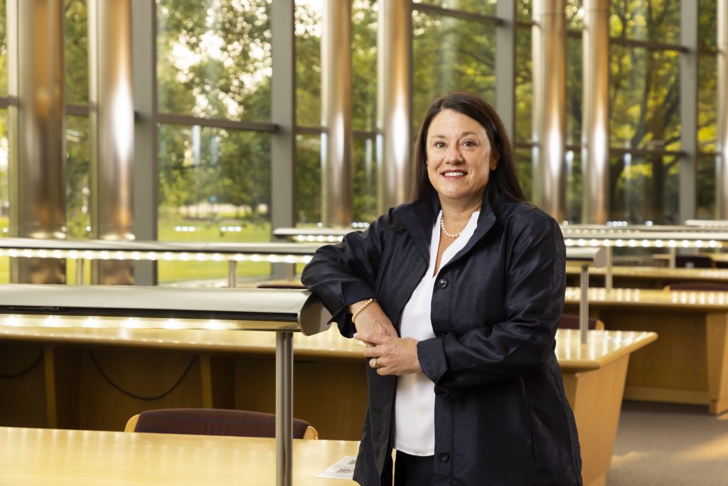 Photo of Shari Schrader in the Thompson Library